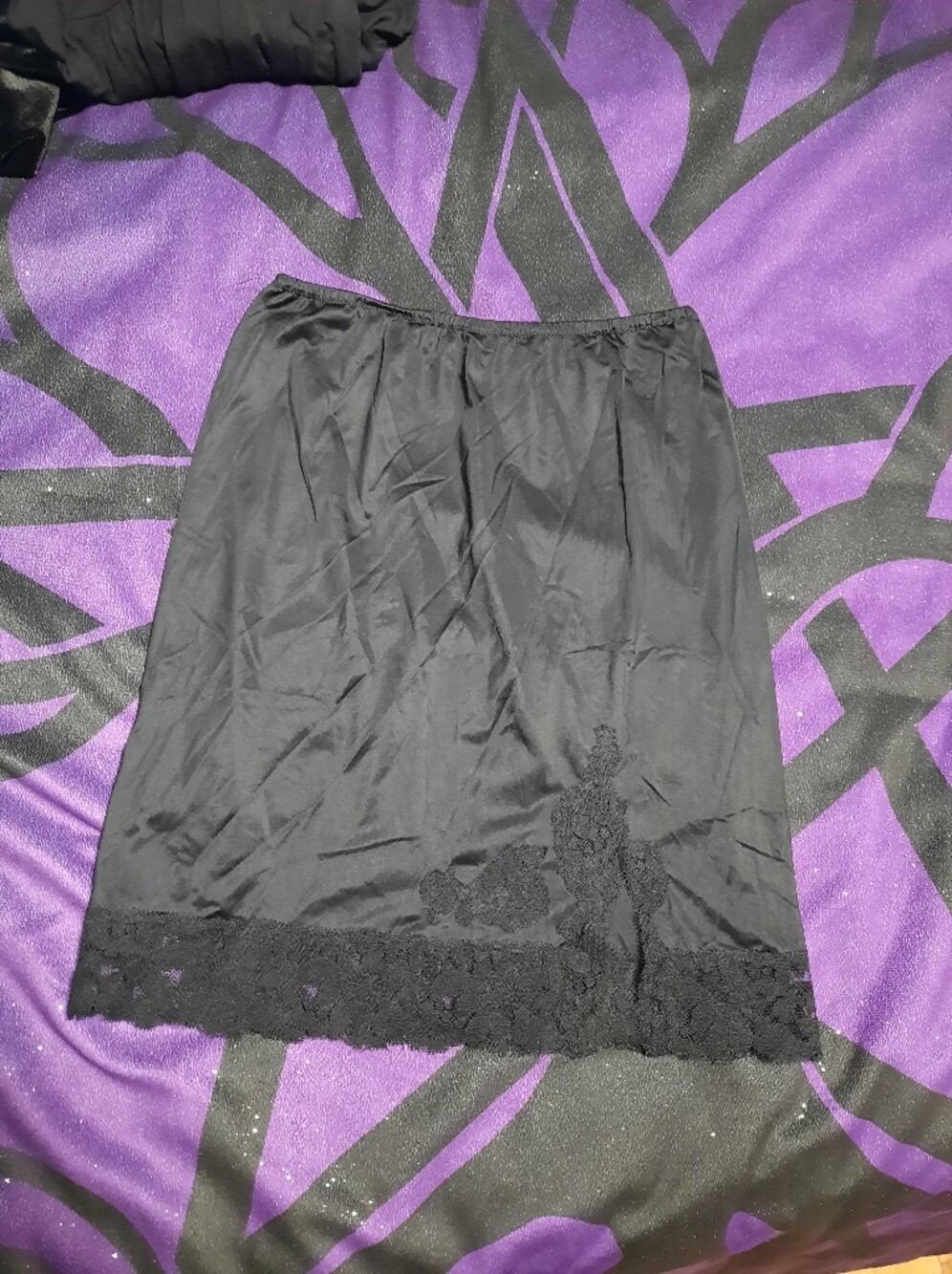 Black Lace Hem Slip Skirt